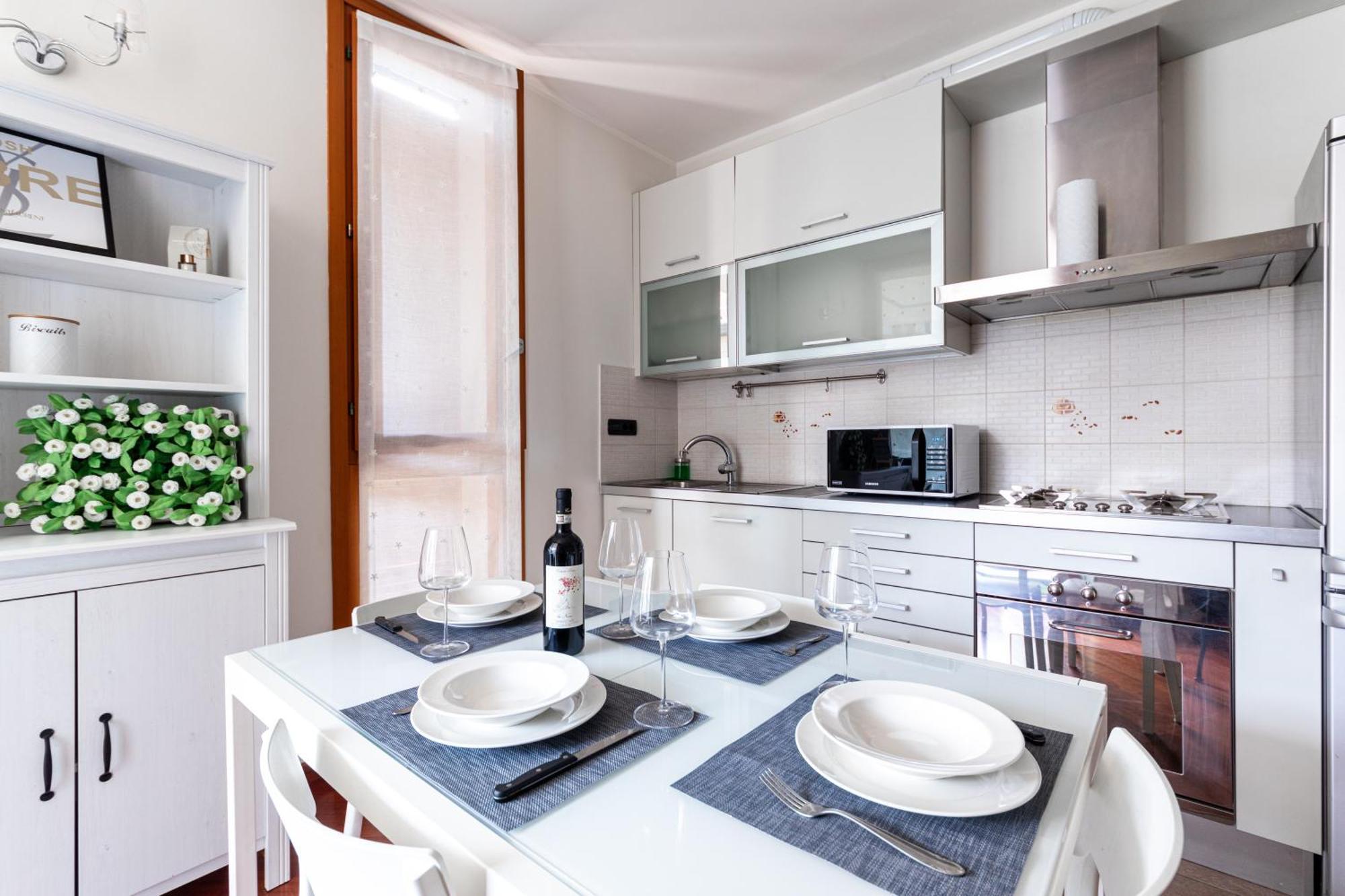 Appartamento Caterina A 5 Minuti Da Milano Fiere E San Siro Con Wifi-Netflix-Free Parking エクステリア 写真